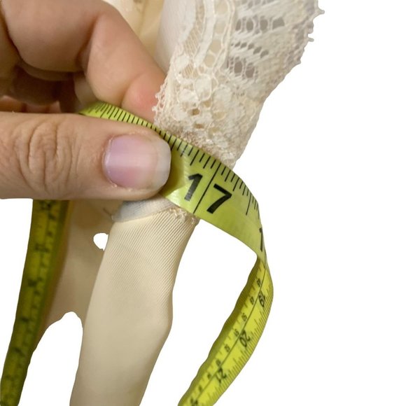 Vintage 50s Sears The Doesnt Slip Cream Fortrel Polyester Slip Medium - Picture 10 of 12